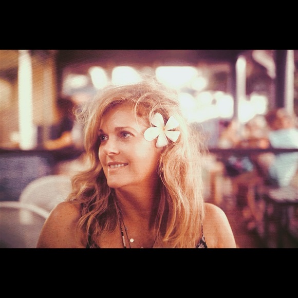 Meet your Posher, Lisa - Picture 1 of 1